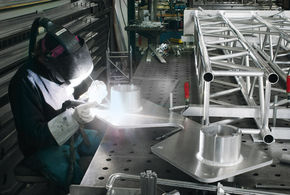 Truss Custom constructions